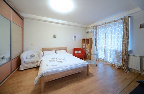 Shevchenkivs'kyi District Appartement | 🌏💛💙🇺🇦 in Київ