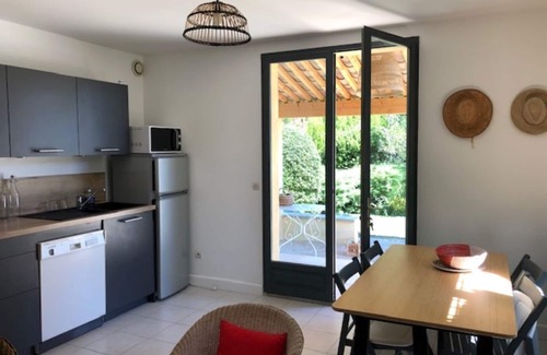 Mirabel-aux-Baronnies Maison | Dans les oliviers, en Provence, maison pour 6-7 personnes avec piscine