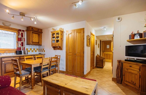 Bisanne 1500 Appartement | Dans chalet MGM standing avec piscine chauffée près du télécabine et des pistes