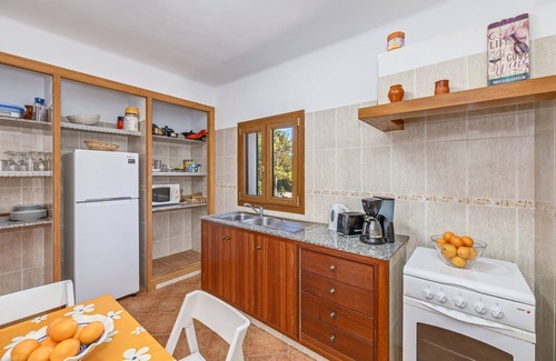 Portopetro Villa | Cadre paisible avec piscine – Casa Rústica