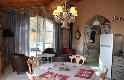 Durban-Corbieres Appartement | Dans un endroit calme, belle vue sur le village et le paysage environnant