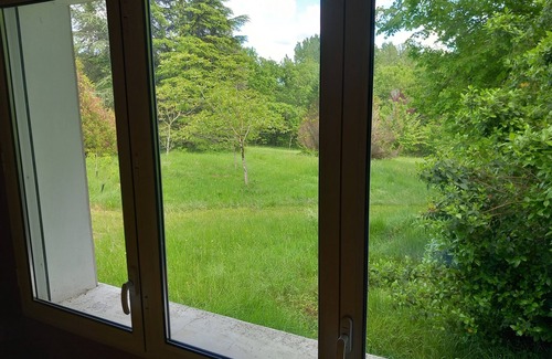 Allemans Appartement | En pleine nature au calme, Chambre de type Studio avec entrée privative.