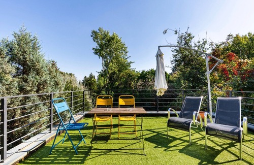Obuda hegyvideke Appartement | In a quiet part of Buda in a green environment with a panorama of the city