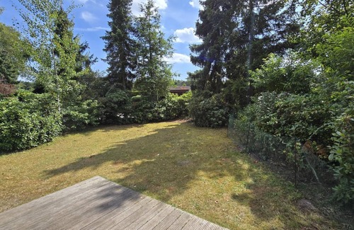 Haren Maison | In a quiet vacation estate - directly on Dankernsee - leisure park nearby - dogs welcome