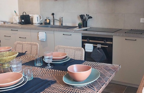 Lunel-Viel Appartement | In a winegrowing estate, 3P of 80m², old charm and modern comfort