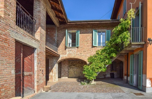 Monforte d'Alba Maison | In beautiful Piedmont welcomes you this cozy vacation apartment.