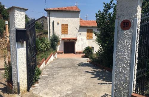 Valleggia Appartement | In campagna al mare