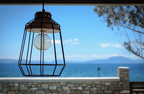 Kato Gatzea Villa | In front of the sea, with private pool, ideal for families and groups