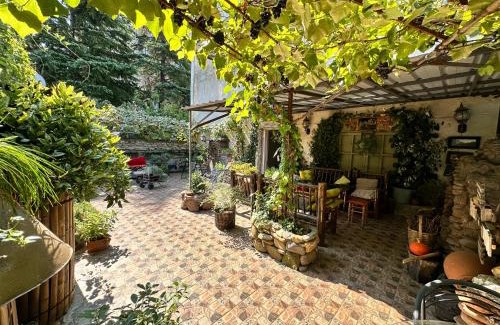 Vake Maison | In House