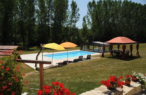 Lissac-et-Mouret Maison | Dans le Quercy, Lot, piscine chauffée, prestations haut de gamme