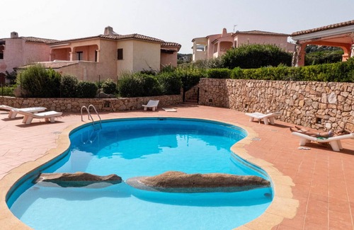 La Conia Copropriété | Trilocale11, dans résidence avec piscine à 350 mètres de la mer à Costa Smeralda