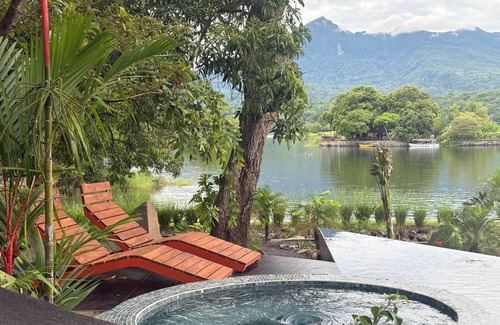 Granada Maison | In the beautiful Isletas de Granada, Nicaragua. Ideal house for couples.