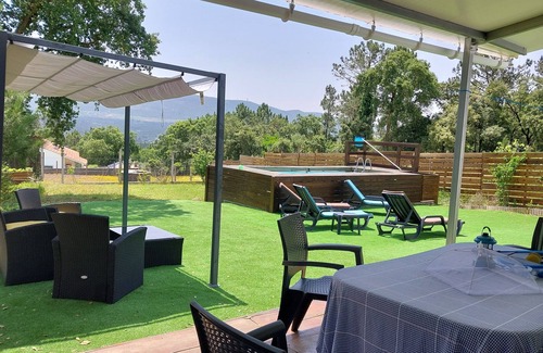 Porto de Mos Maison | In the center of town, close to culture, the beach and the mountains. Pets accepted