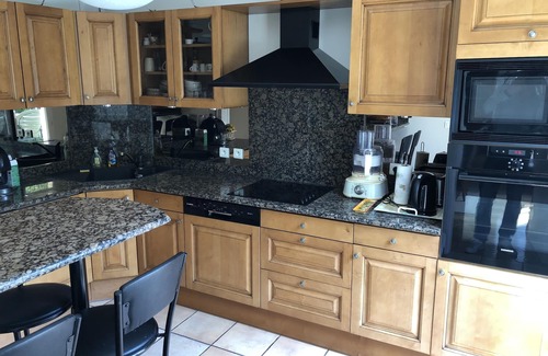 La Garenne-Colombes Appartement | In the heart of the Olympic sites, apartment 130 m2, sleeps 7.
