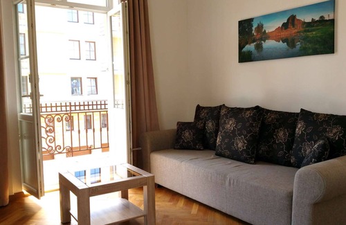 Karlovy Vary Appartement | Au coeur de Carlsbad, un nouveau design dans une ancienne villa, luxueusement meublé, balcon orienté au sud