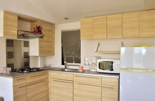 Pont-de-Salars Maison | In the heart of nature in Aveyron, mobile home for 6 people in a 4-star campsite