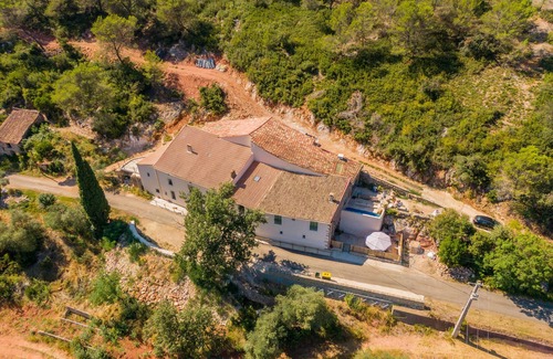 Saint-Chinian Maison | In the heart of the Saint Chinan vineyard, large gîte for 2 people