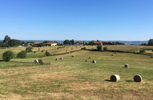 Viriville Maison | In the heart of the countryside, Berlioz lands ...