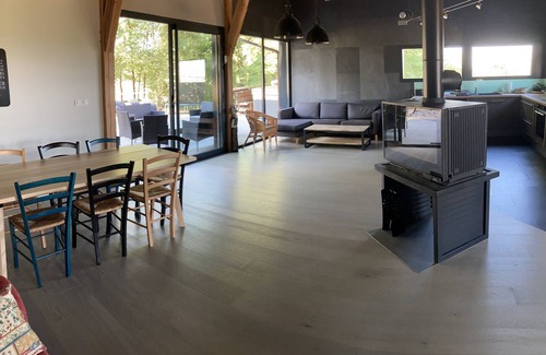 Soulomes Maison | Au cœur des causses ! Belle maison moderne ossature bois avec jaccuzzi extérieur