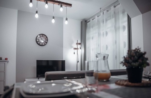 Ernee Appartement | cosy et moderne en centre ville, fibre haut débit