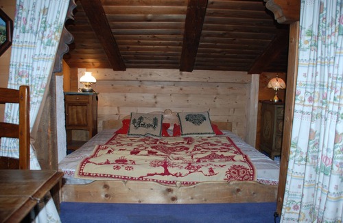 Gstaad Chalet De Ski | Au coeur de la célèbre station Bernoise, en zone piétonne