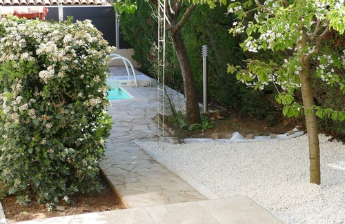 Reillanne Maison | Au cœur du Luberon Logement haut de gamme avec piscine chauffée privée climatisé