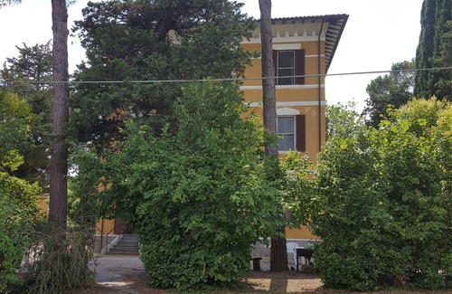 Lidarno Villa | Au coeur de l'Ombrie à louer un bâtiment historique entouré de verdure
