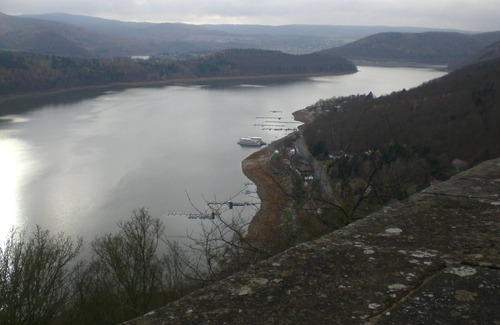 Landau Maison | In the land of a thousand mountains. Waldeck near Kassel