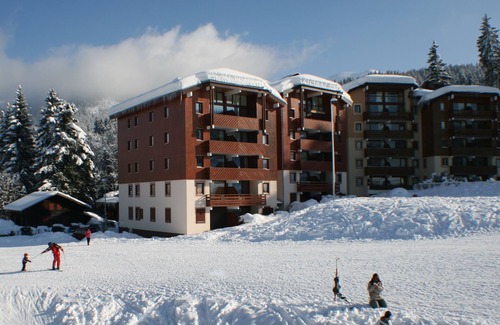 Les Esserts Appartement | En station, skis aux pieds, Duplex 3*** avec vue panoramique, Wifi et ascenseur
