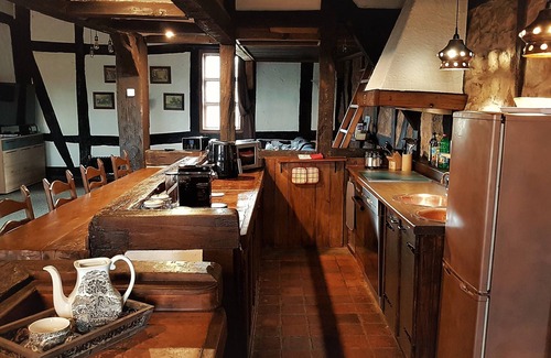 Bad Arolsen Appartement | DANS le Wetterburg - Vacances au Moyen-Age - temps chevalier