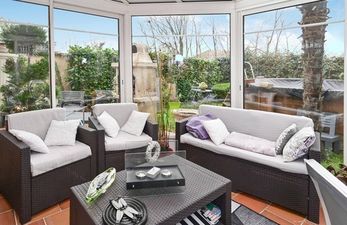 Villenoy Maison | In this well-located vacation home you will spend a wonderful family vacation in a good location.