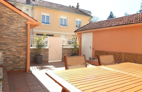 Quartier de France Maison | A Vichy, charmante maison de ville à 50m des parcs et de l'Allier
