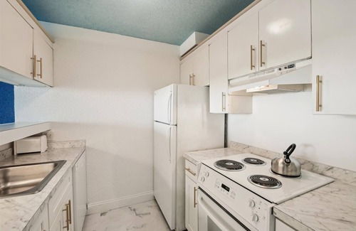 North Ocean City Copropriété | Includes Xplorie Activities & Linens. PYRAMID-1BR OF condo w/outdoor pool.