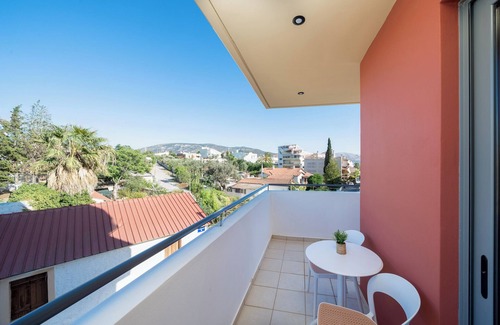 Markopoulon Appartement | INCORSO Smart Luxury Stay near Airport 24HR Check in