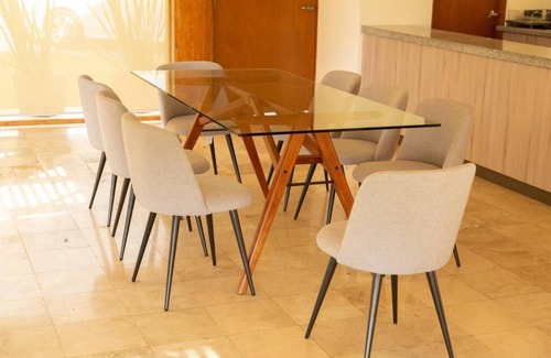 Centro Maison | Increíble Propiedad con Inmenso Jardín y Alberca