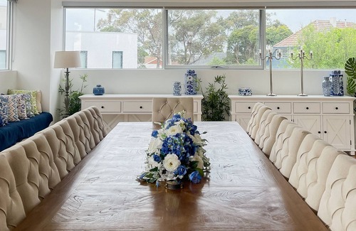 Mentone Maison | Incredible 5bed home + pool & hot tub + parking + walk to beach