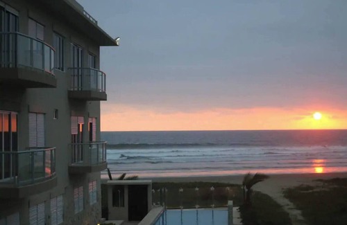 Olon Appartement | Incredible beachfront apartment in Olon - Ecuador