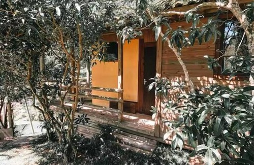 Praia do Rosa Maison | Incredible and cozy Chalet in Praia do Rosa, very close to the beach and city center.