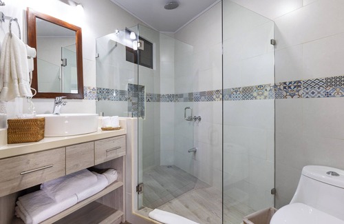 Manuel Antonio Hôtel | Incredible Deluxe King Vacation Rental Near Manuel Antonio National Park!