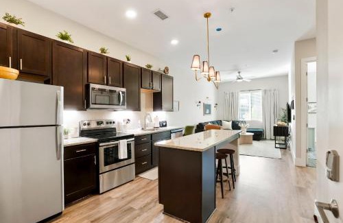 Golden Maison | Incredible Golden Location Close to Red Rocks and School of Mines