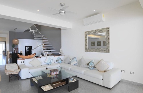 Boulevard Barra Vieja Appartement | Incredible penthouse with ocean views