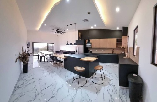 Rio Seco Maison | Incredible views close to beautiful beaches only 30 min from Tamarindo