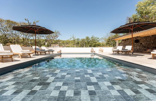 Ruoms Villa | Incroyable villa avec piscine chauffée et accès privatif à l'Ardèche