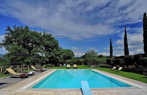 Terranuova Bracciolini Maison | Villa indépendante au coeur de la Toscane, pour 14 personnes, 6 chambres, 5 salles de bains