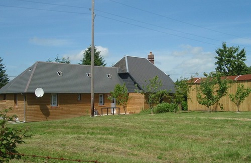 Bonneville-la-Louvet Maison | MAISON INDEPENDANTE 20 mns de DEAUVILLE