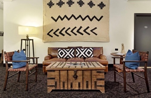 Aspen Hôtel | Independence Square 300 | Nice Hotel Room with Great Views, Location & Rooftop Hot Tub!