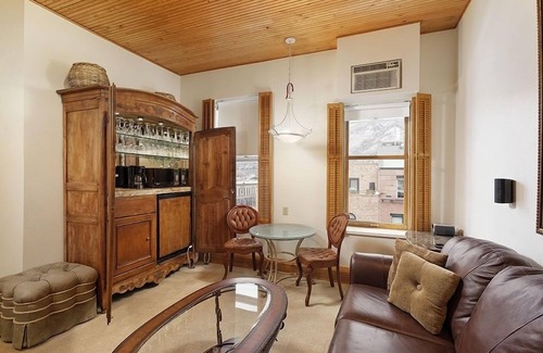 Downtown Hôtel | Independence Square Unit 306 | Hotel Room with Large Sitting Area & Wet Bar