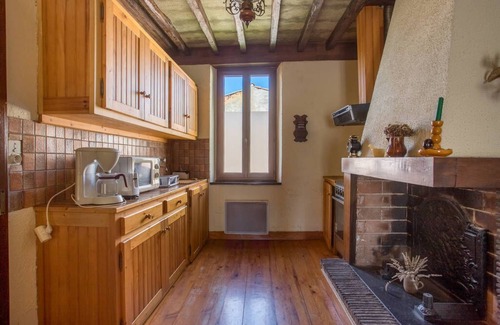 Mirepoix Maison | Appartement indépendant pour 4 a 5 personnes, en centre ville et tres calme.