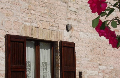 Cagli Autre | Independent apartment in a farmhouse of a winery