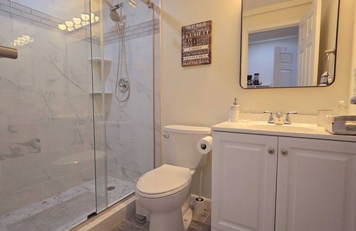 Ellicott City Appartement | Independent Basement Suite